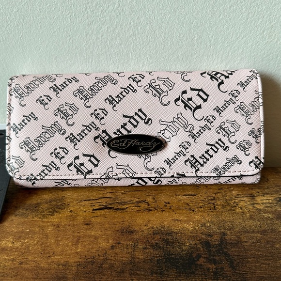 Ed Hardy Light Pink and Black Graphic Monogram Long Wallet NWT - Picture 1 of 8